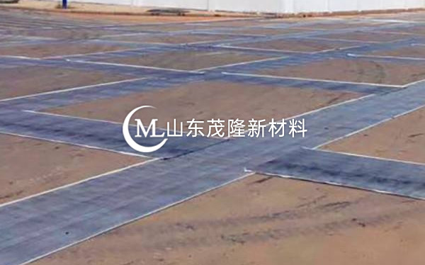 《莒南項(xiàng)目》土工布、抗裂貼施工