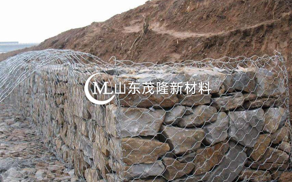 《水曹項(xiàng)目》滲排水網(wǎng)墊、石籠網(wǎng)施工