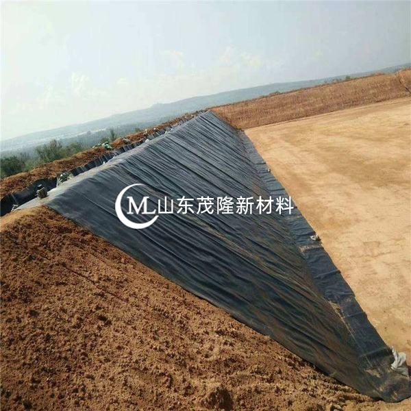 土工膜施工中應避免發(fā)生褶皺