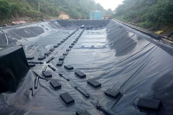 土工膜堆壓法固定土埂，你了解嗎？  第3張