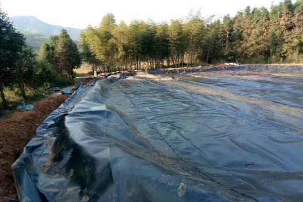 土工膜在蓄水池中的施工方法  第2張